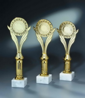 Serie Rena mit 3 Pokalen gold