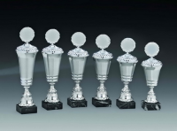 Serie Birgit mit 6 Pokalen